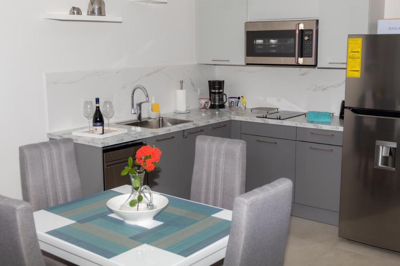 New! Cozy 1 Bedroom Condo- Gold Coast, Noord Aruba Palm Beach Luaran gambar